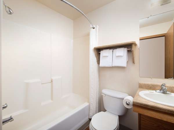  - Extended Stay America Select Suites Southwest Omaha