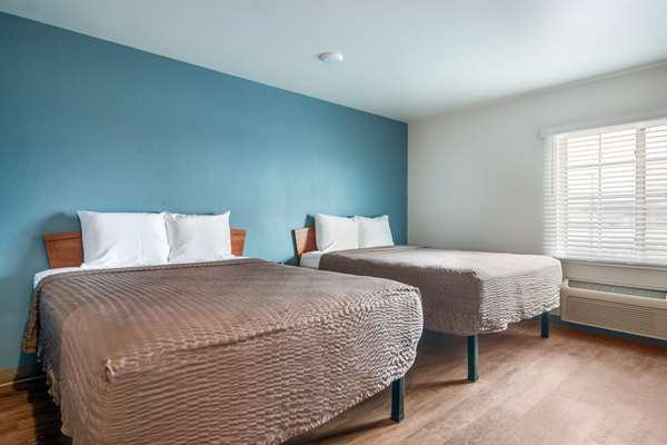  - Extended Stay America Select Suites Avon - I-90, Exit 151
