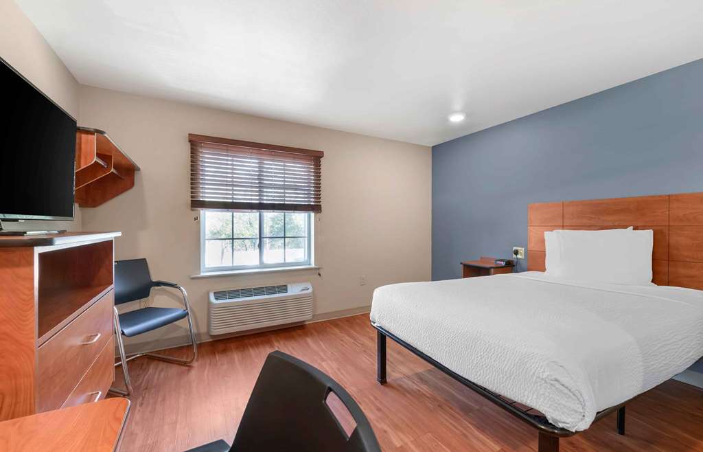 EXTENDED STAY AMERICA SELECT-guestroom-Guest Room,On-Site.jpg