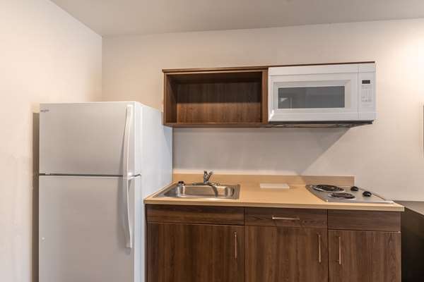  - Extended Stay America Select Suites Beaumont - I-10, Exit 849
