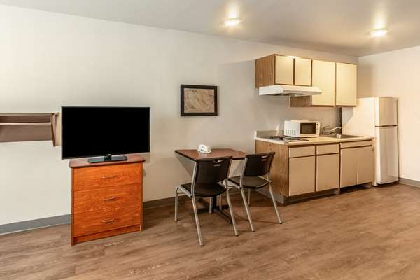  - Extended Stay America Select Suites Beaumont - I-10, Exit 849