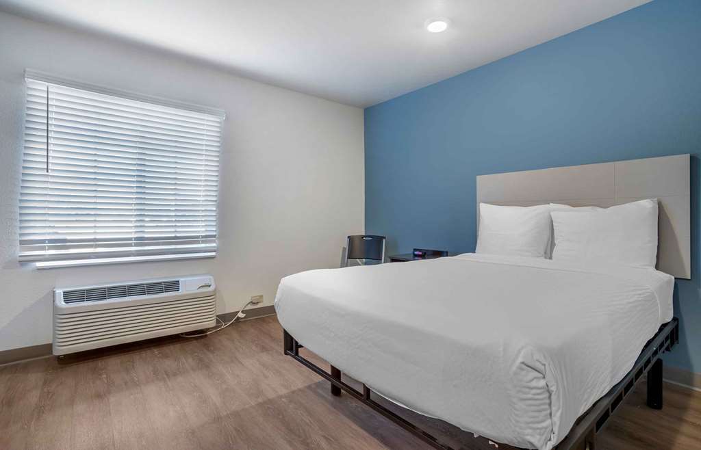 EXTENDED STAY AMERICA SELECT-guestroom-Guest Room,On-Site.jpg