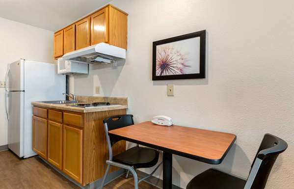  - Extended Stay America Select Suites Airport El Paso