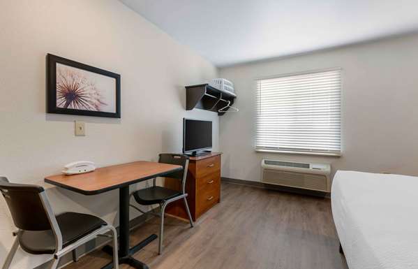  - Extended Stay America Select Suites Airport El Paso