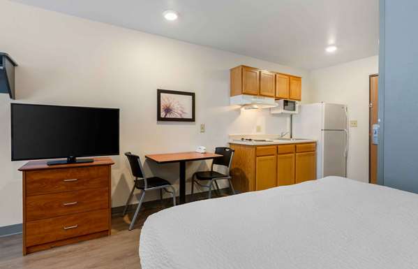  - Extended Stay America Select Suites Airport El Paso