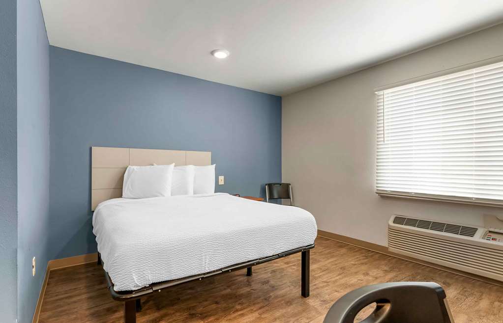 EXTENDED STAY AMERICA SELECT-guestroom-Guest Room,On-Site.jpg