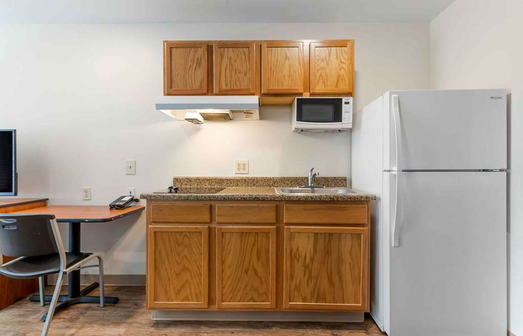 EXTENDED STAY AMERICA SELECT-guestroom-Guest Room,Kitchen/Kitchenette,On-Site.jpg