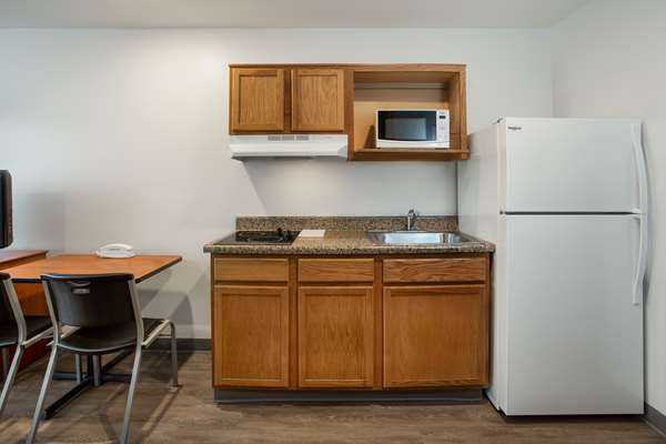  - Extended Stay America Select Suites Northeast Pensacola