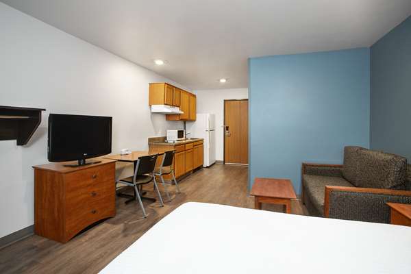  - Extended Stay America Select Suites Northeast Pensacola