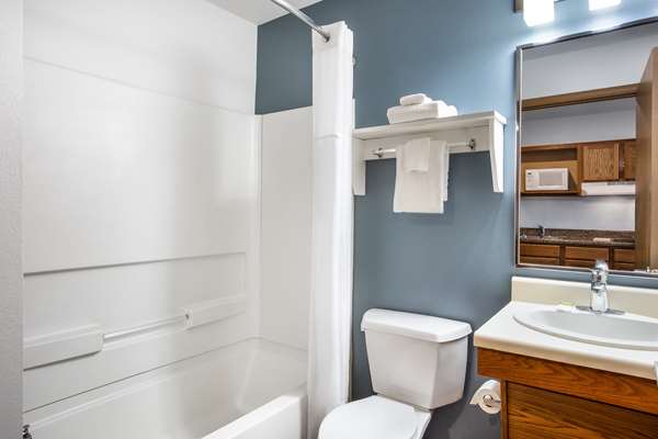  - Extended Stay America Select Suites Northeast Pensacola