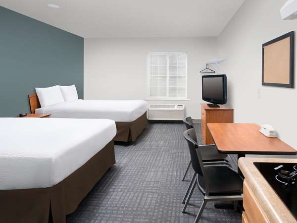  - Extended Stay America Select Suites Detroit Blvd Pensacola - I-10, Exit 7