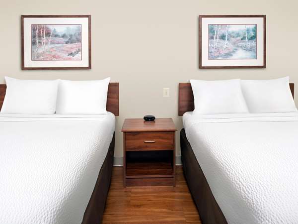  - Extended Stay America Select Suites Detroit Blvd Pensacola - I-10, Exit 7