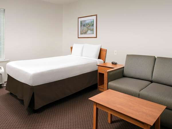  - Extended Stay America Select Suites Detroit Blvd Pensacola - I-10, Exit 7