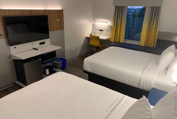  - Microtel Inn & Suites by Wyndham Rehoboth Beach