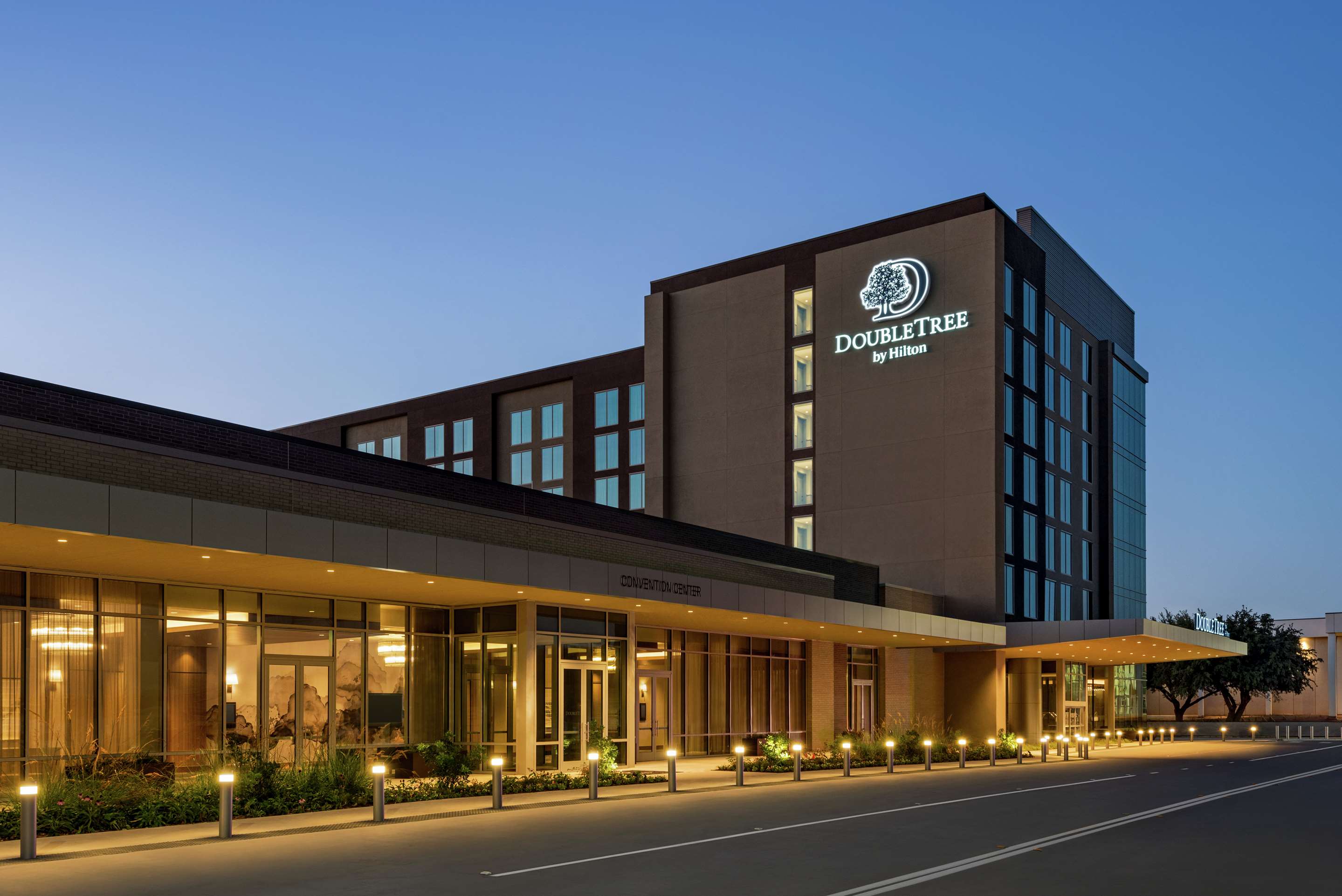 Exterior | Doubletree by Hilton Abilene Downtown Convention Center