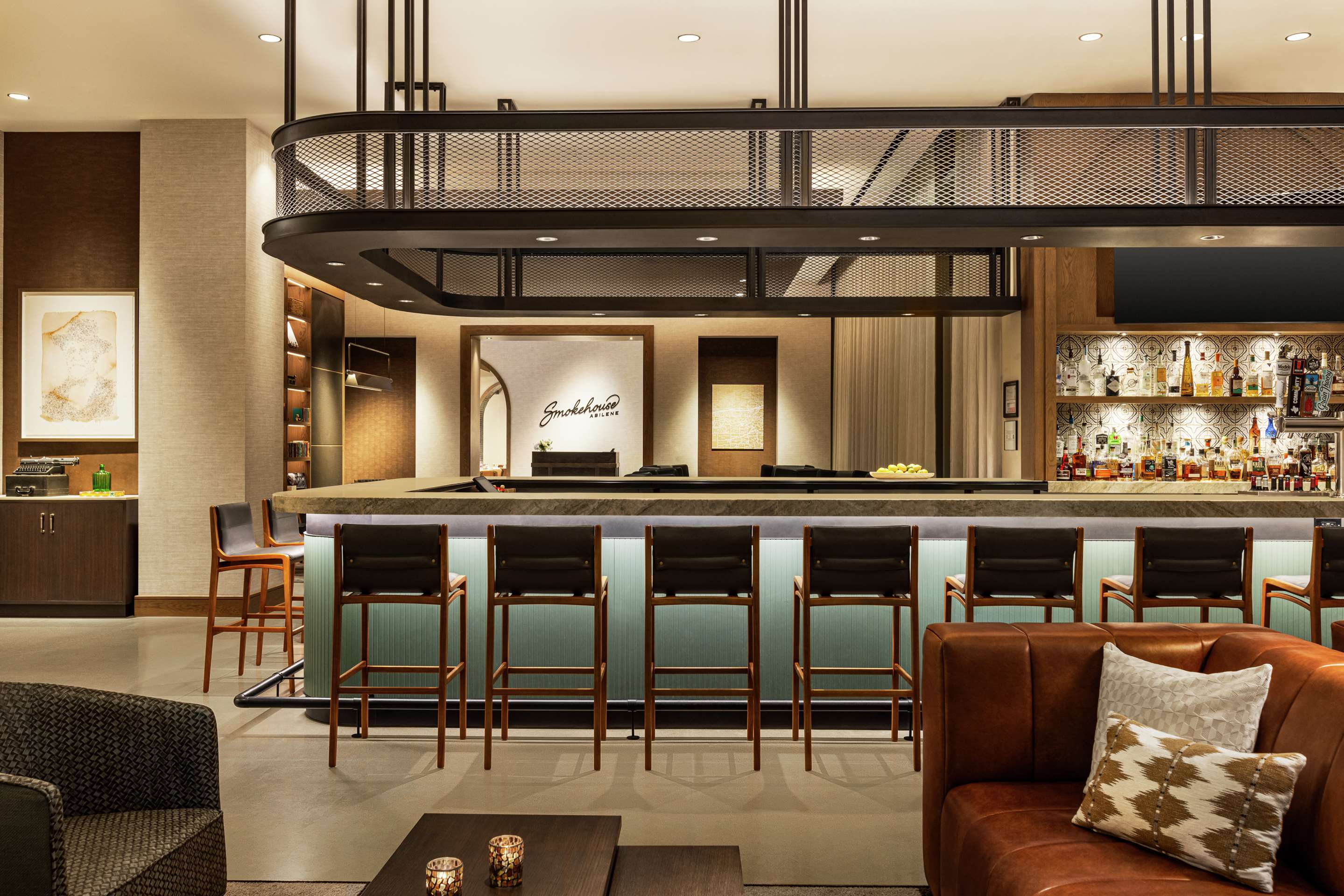 BarLounge | Doubletree by Hilton Abilene Downtown Convention Center