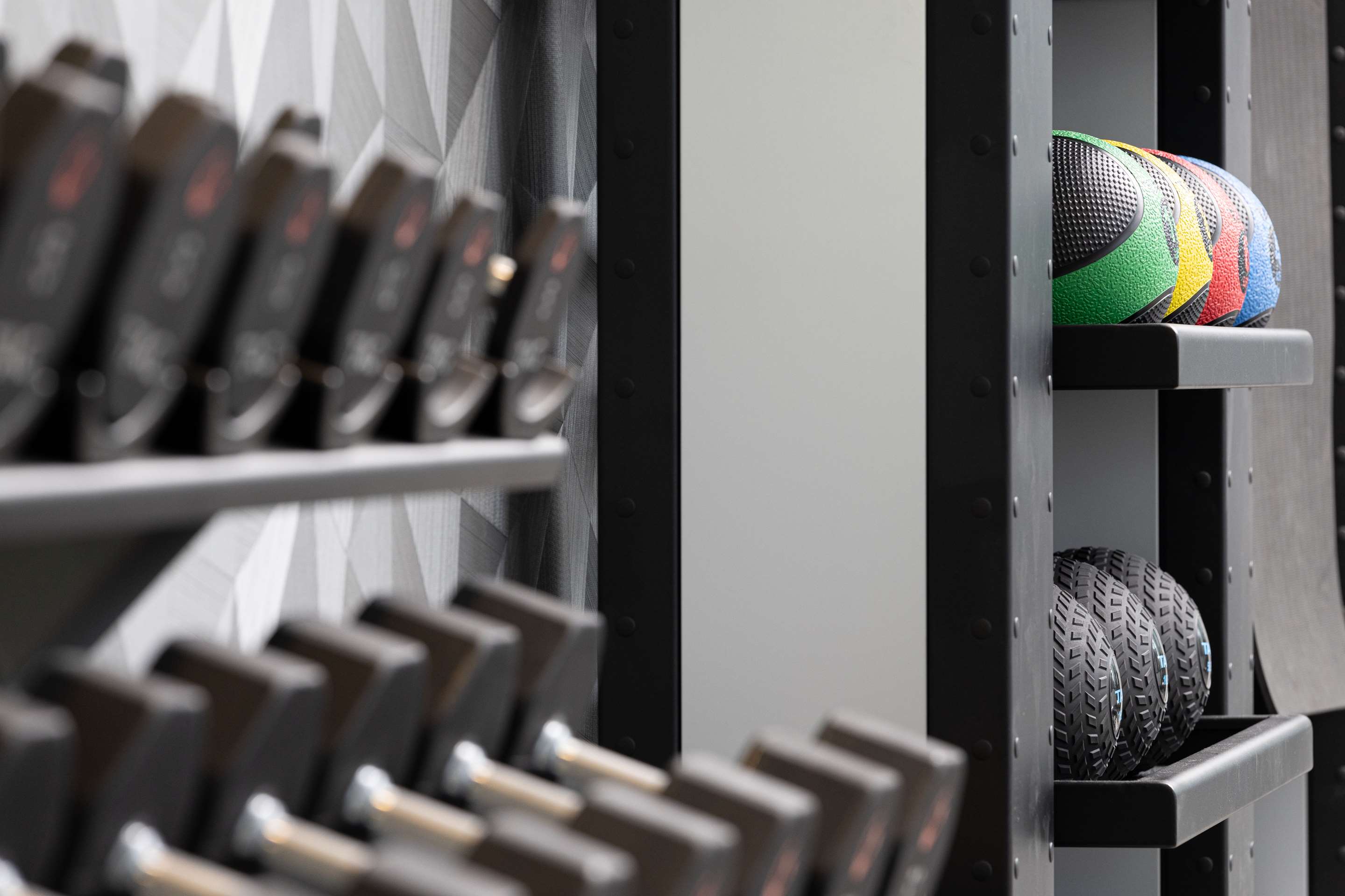 Health club fitness center gym | Hampton Inn & Suites Rochester Downtown