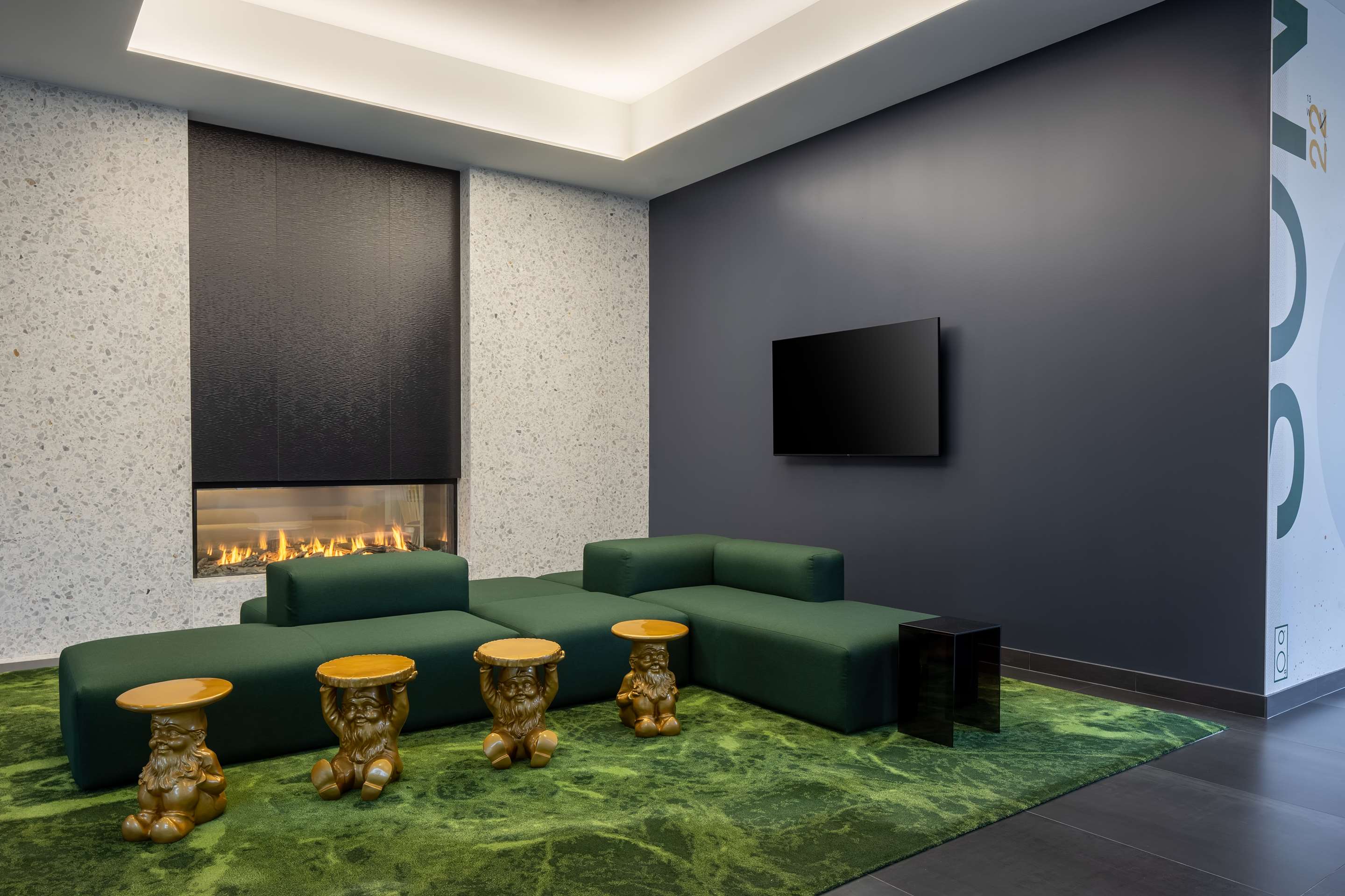 Lobby | Hampton Inn & Suites Rochester Downtown