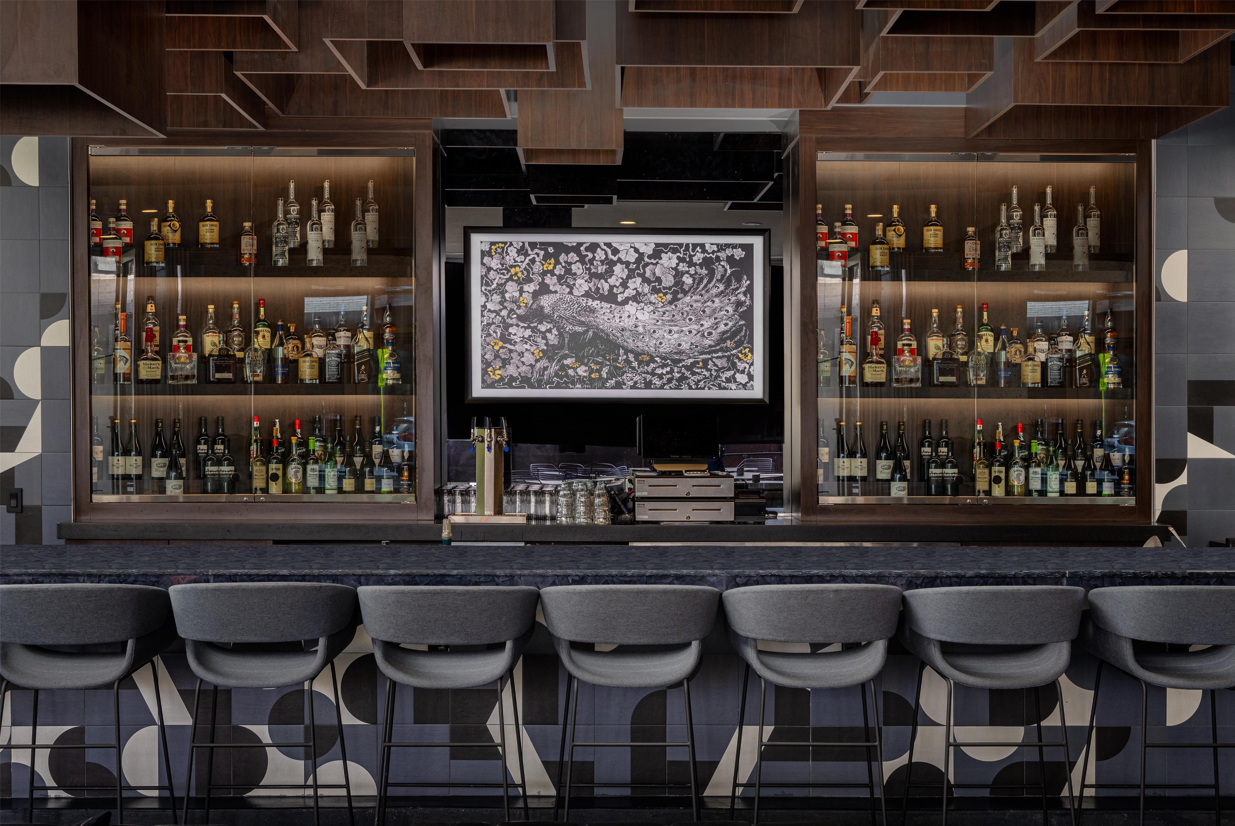 BarLounge | Hampton Inn & Suites Rochester Downtown