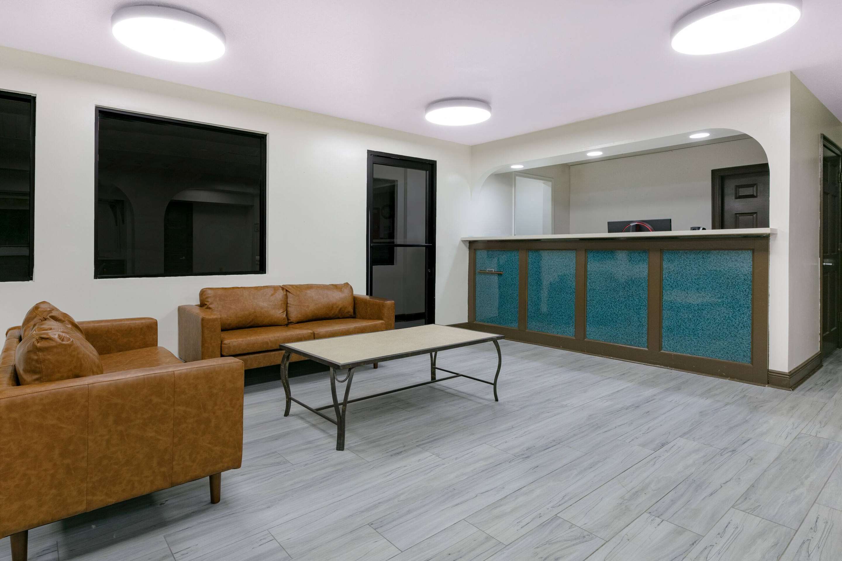 Reception | Super 8 by Wyndham Moss Point