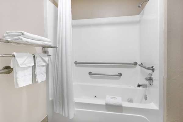  - Super 8 Motel Moss Point