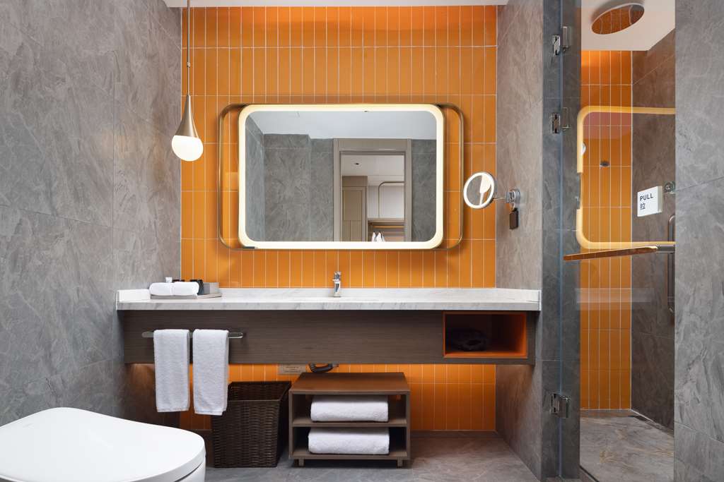 HOME2 STE HILTON SANMENXIA MIANCHI-guestroom-Guest Room,Bathroom,On-Site.jpg