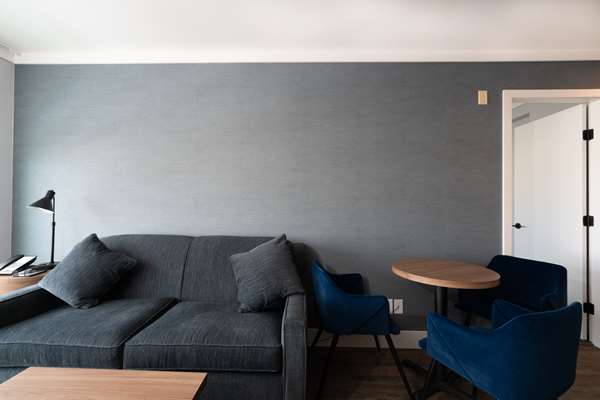 Suite - Prestige Kamloops Hotel