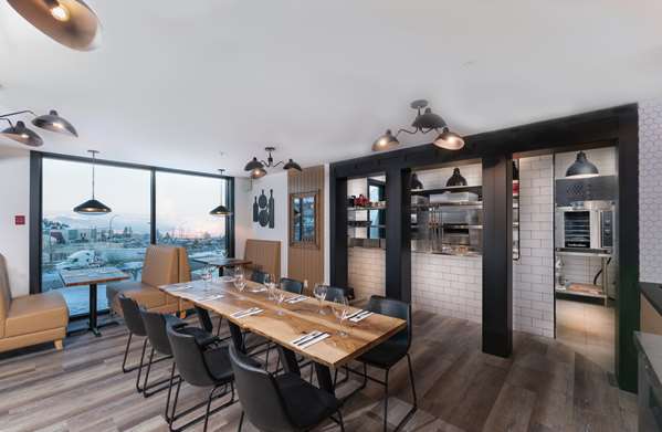 Restaurant - Prestige Kamloops Hotel