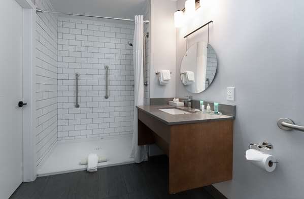  - Prestige Kamloops Hotel