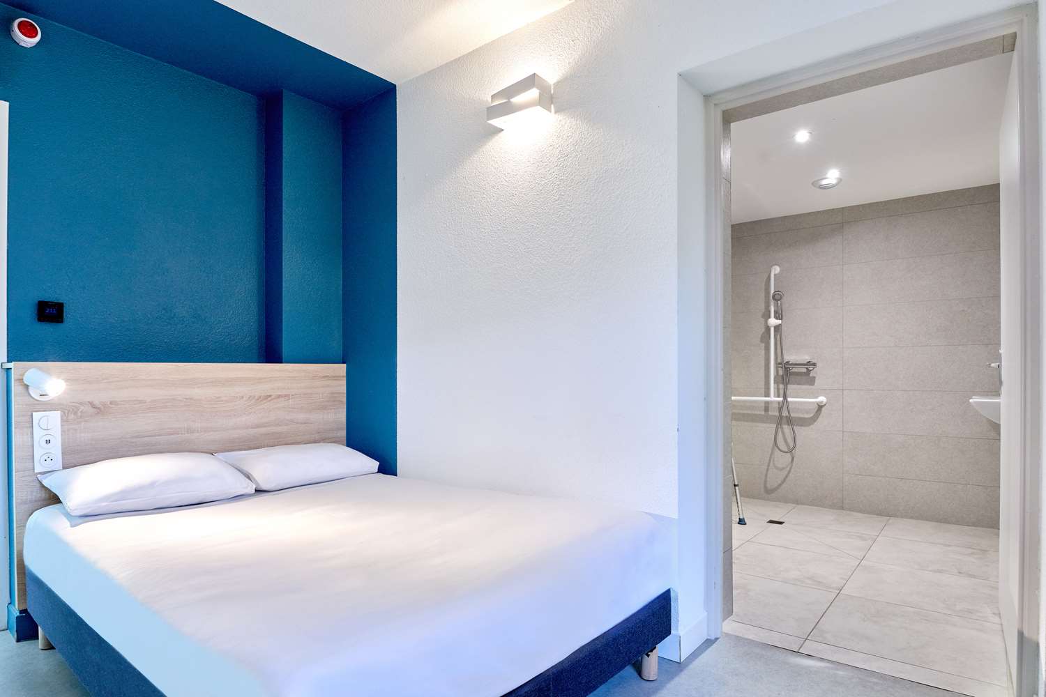 HOTEL KYRIAD ECO - MOULINS SUD YZEURE - Chambres / Logements