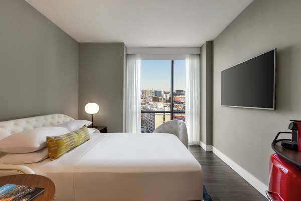  - Canopy by Hilton Hotel SoMa San Francisco