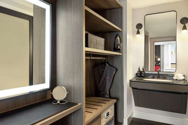  - Canopy by Hilton Hotel SoMa San Francisco