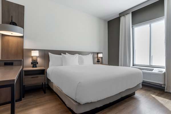 Suite - Comfort Inn & Suites Pier Park Area Panama City Beach