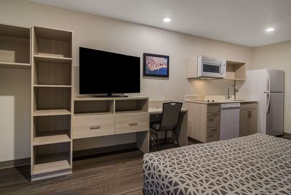  - WoodSpring Suites Orange Park