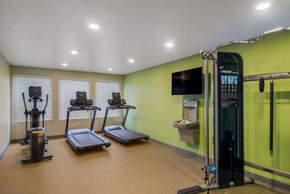 Fitness/ Exercise Room - WoodSpring Suites Orange Park