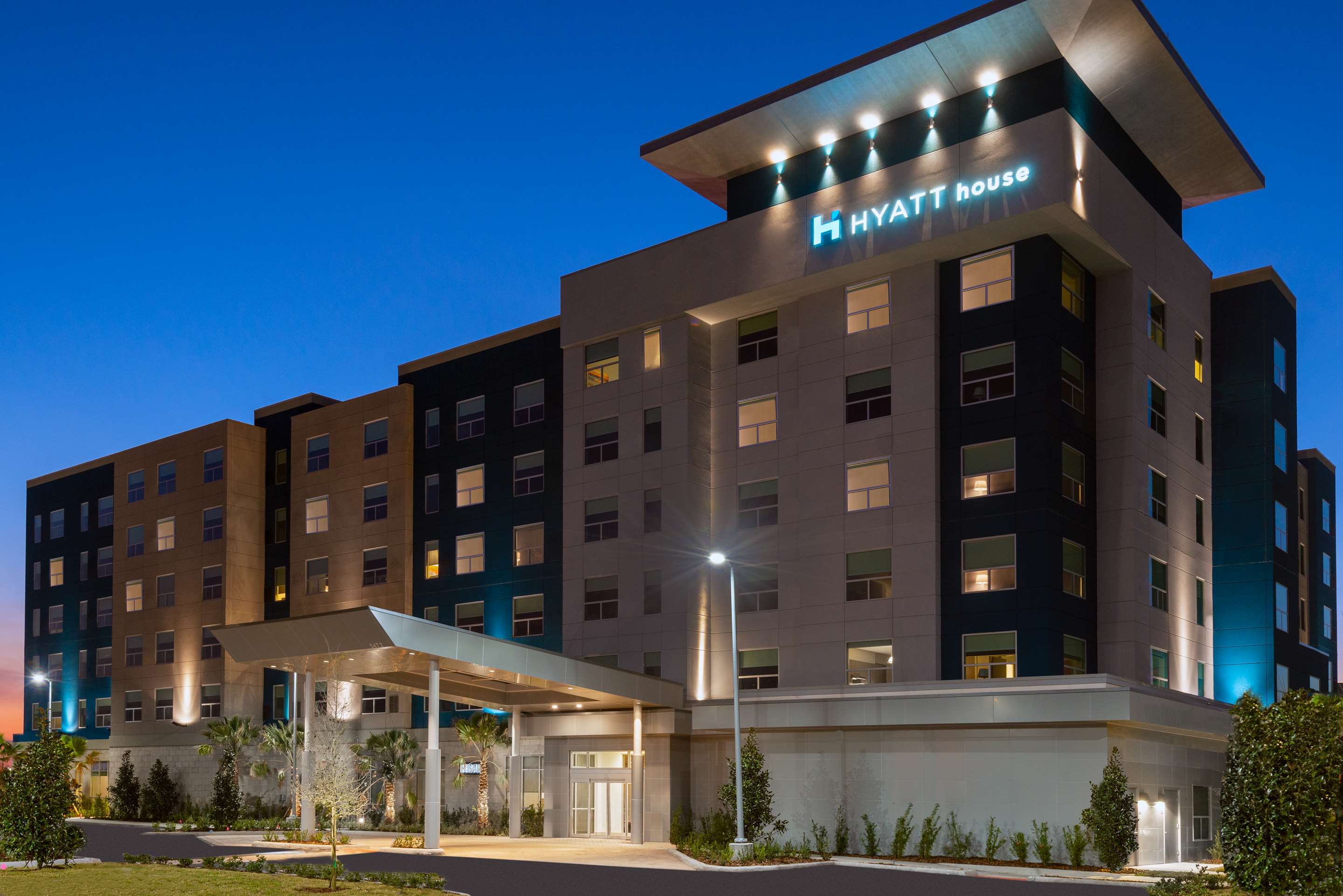 Exterior | Hyatt House Orlando Airport
