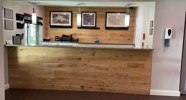  - SureStay Plus Hotel by Best Western Vero Beach - I-95, Exit 147