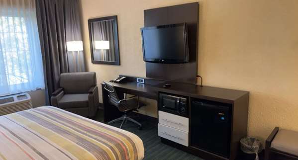  - SureStay Plus Hotel by Best Western Vero Beach - I-95, Exit 147