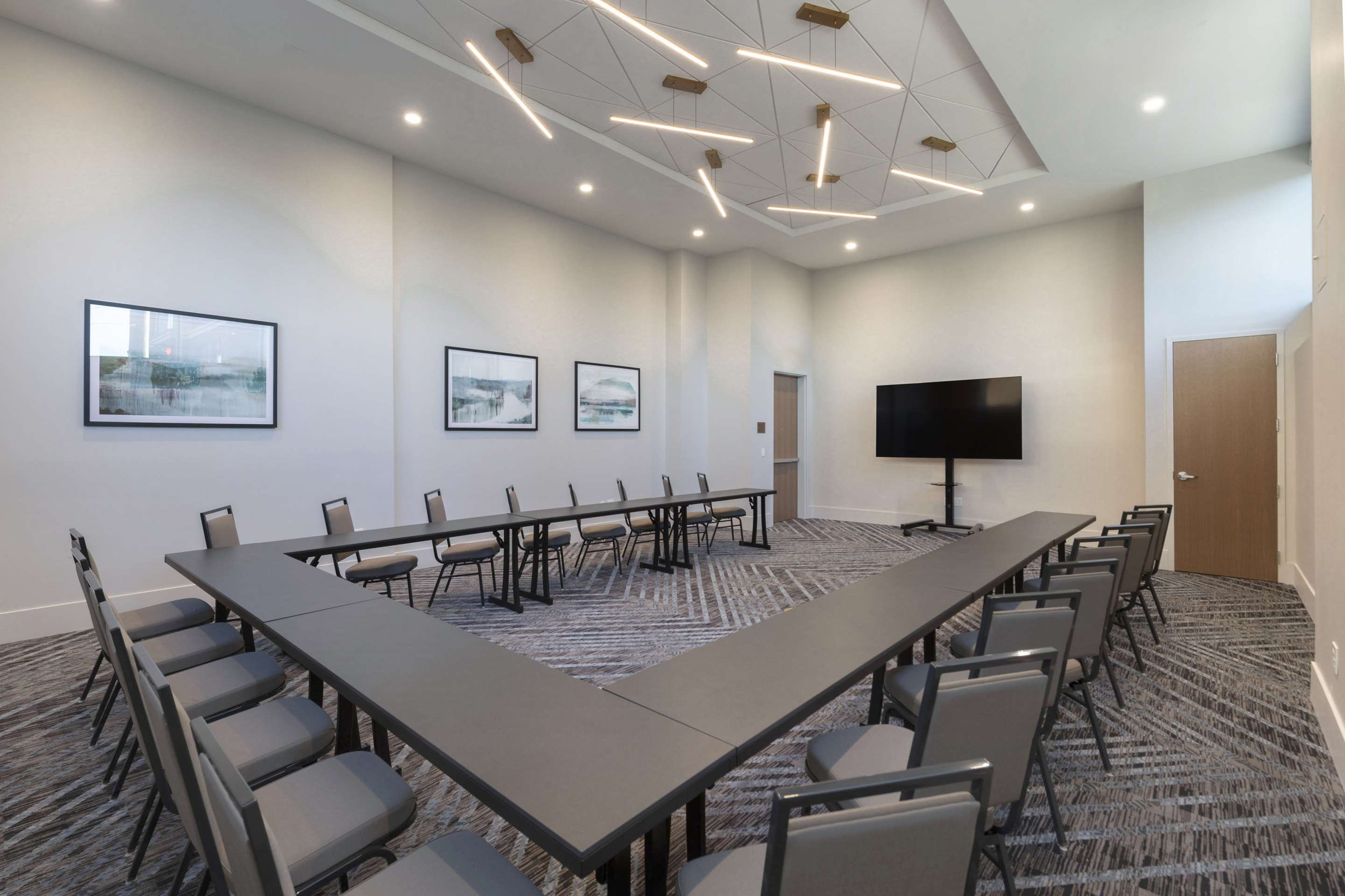 Meeting Room | Embassy Suites By Hilton Asheville Downtown