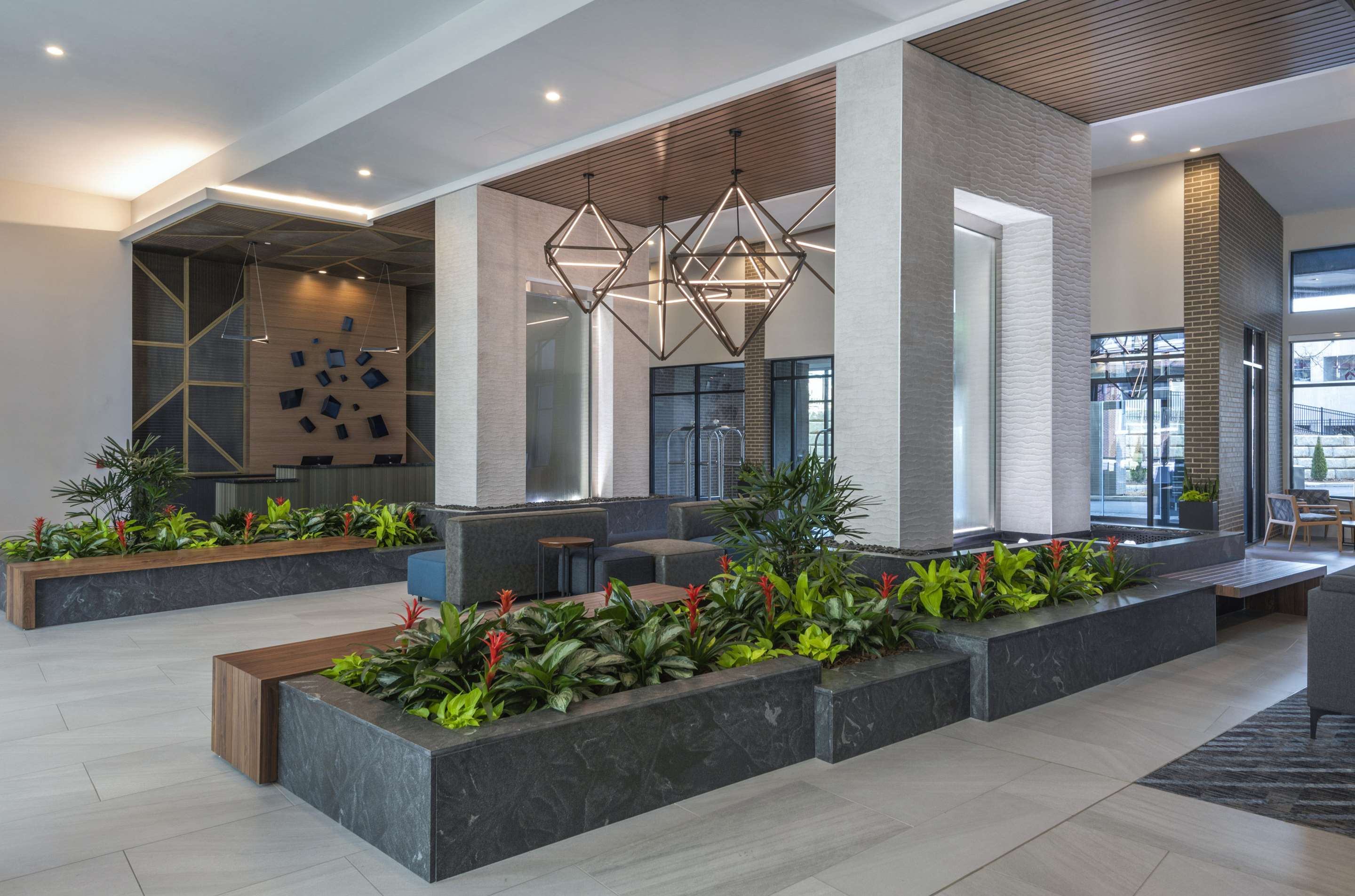 Lobby | Embassy Suites By Hilton Asheville Downtown