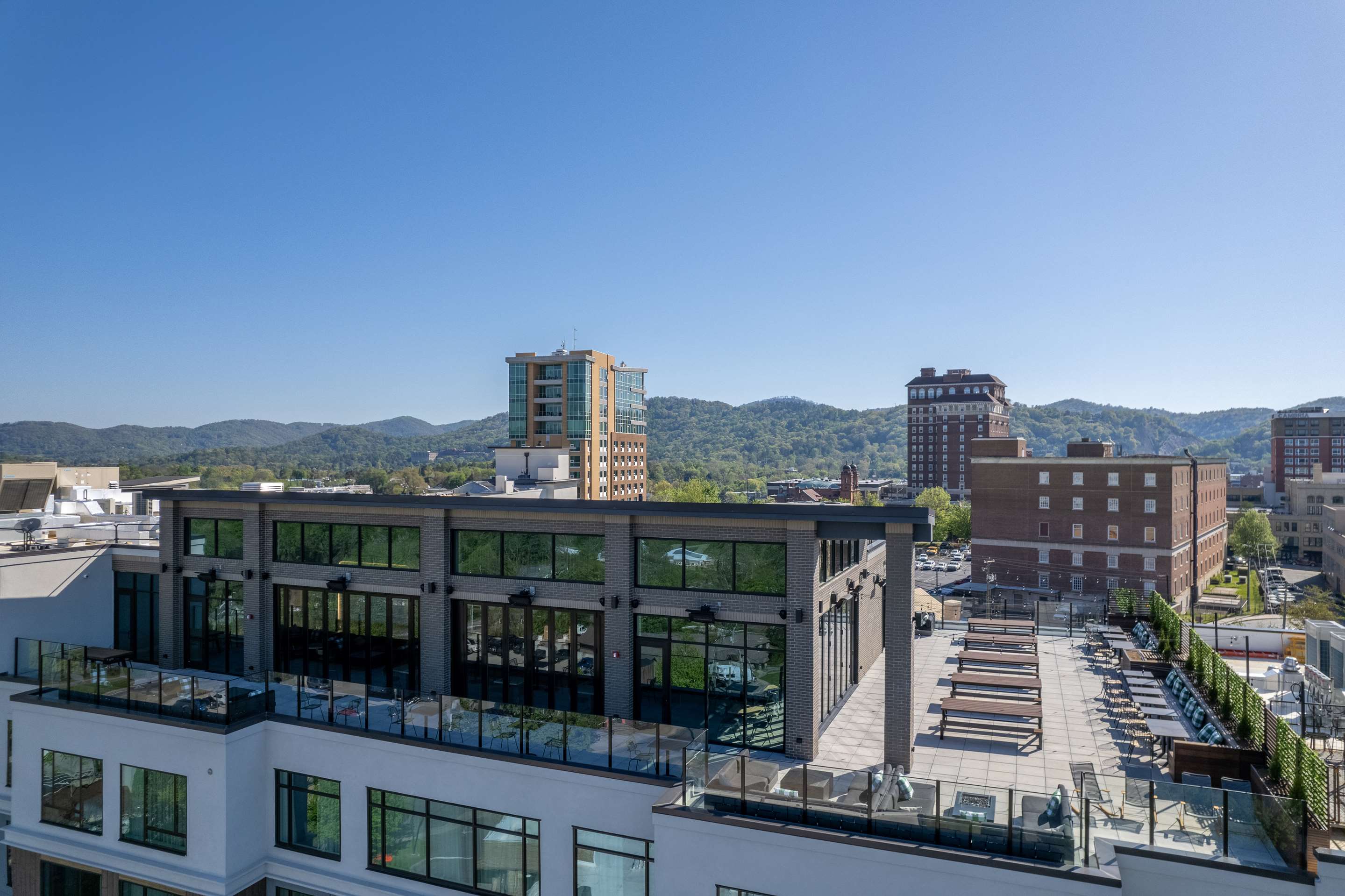 Restaurant | Embassy Suites By Hilton Asheville Downtown