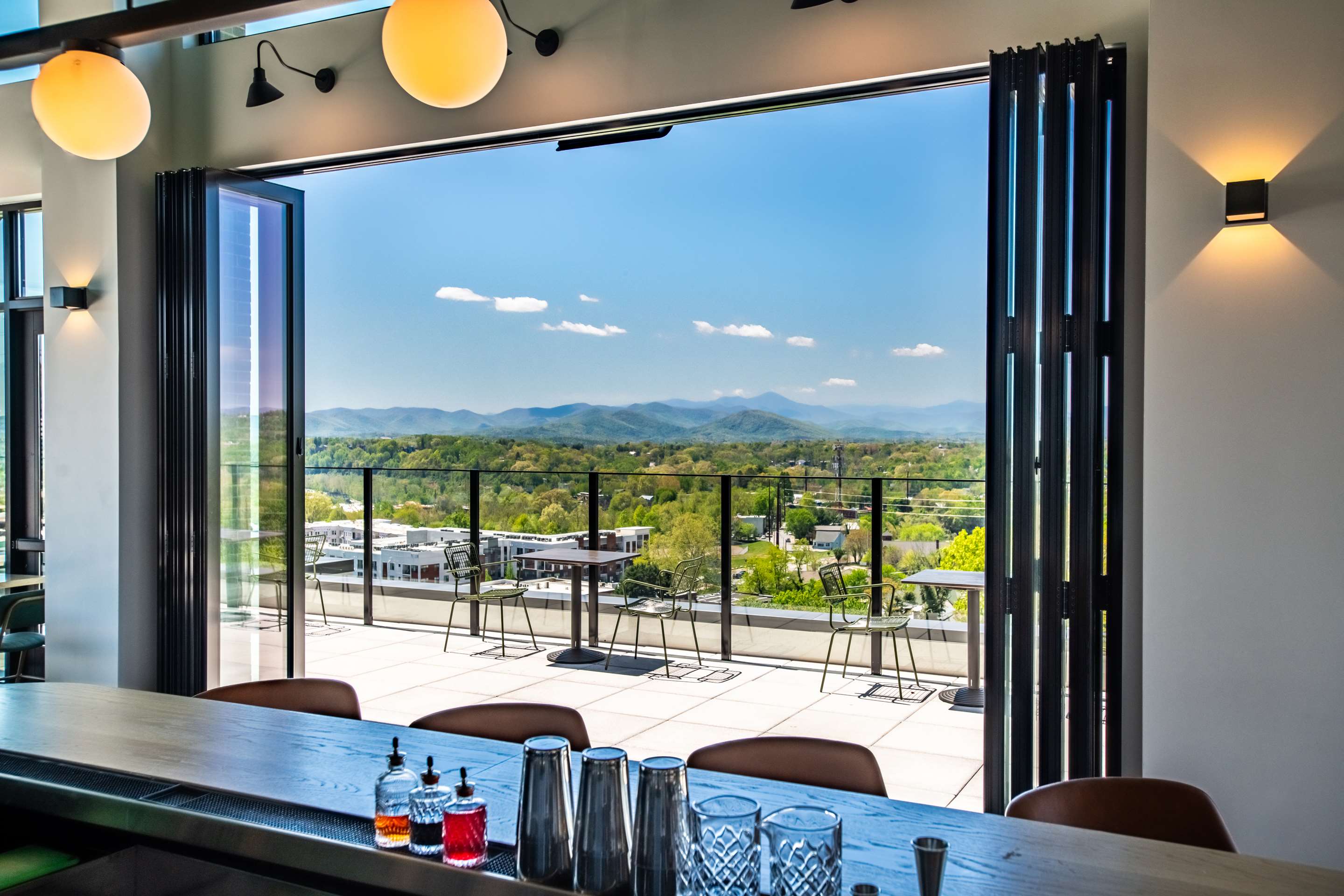Restaurant | Embassy Suites By Hilton Asheville Downtown