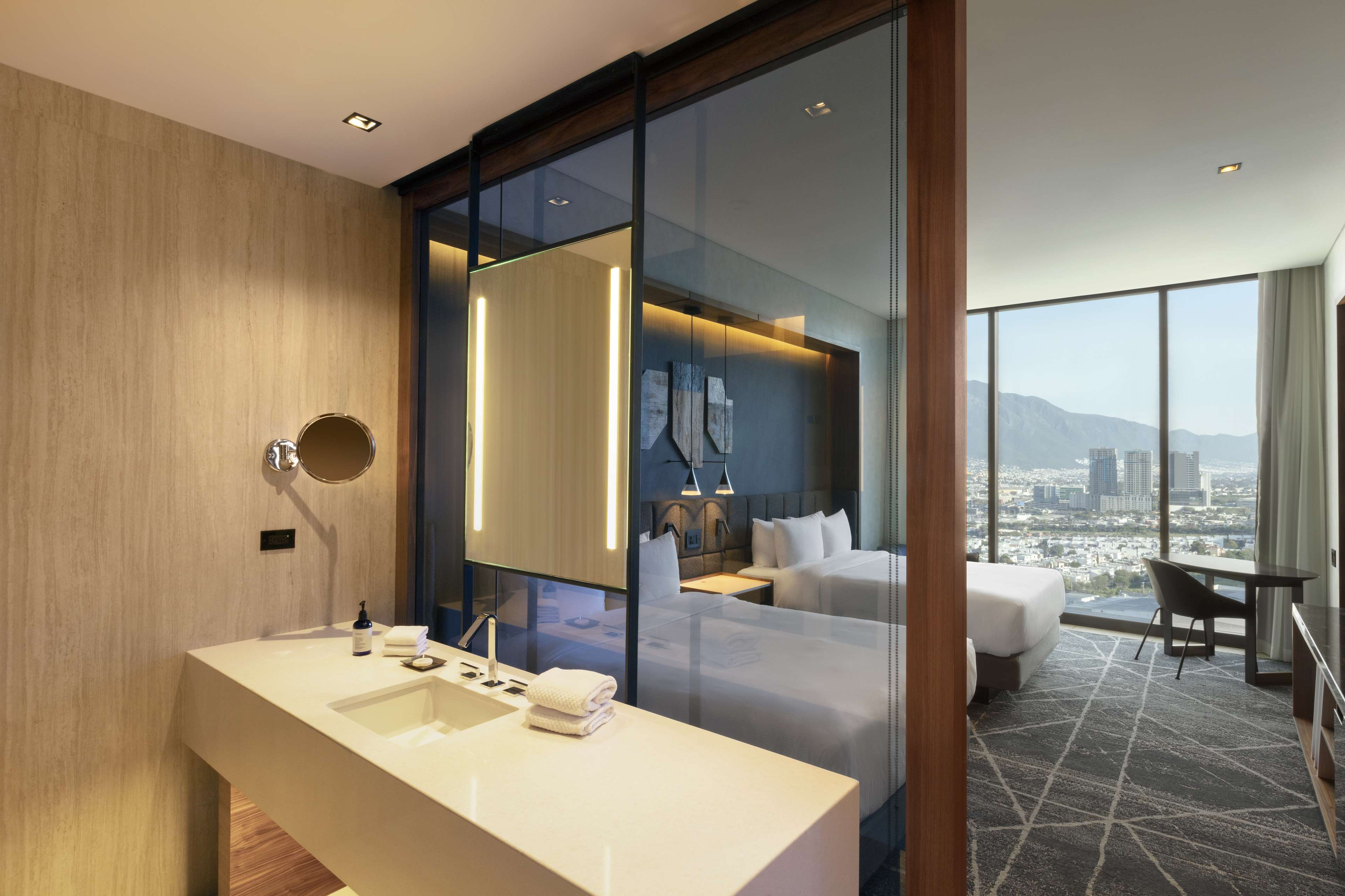 Hilton Monterrey Room Type - EXECUTIVE FLOOR DOUBLE