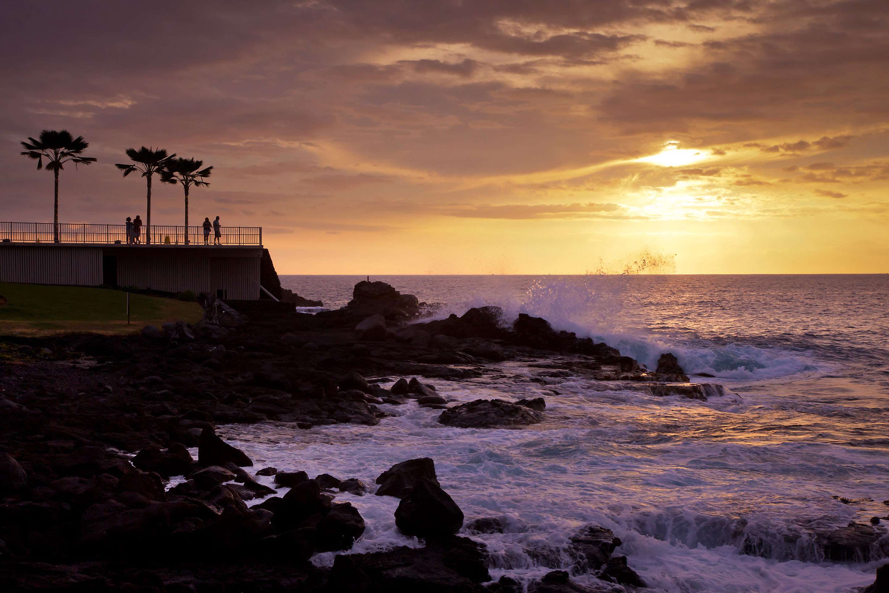 Paakai Point | OUTRIGGER Kona Resort and Spa