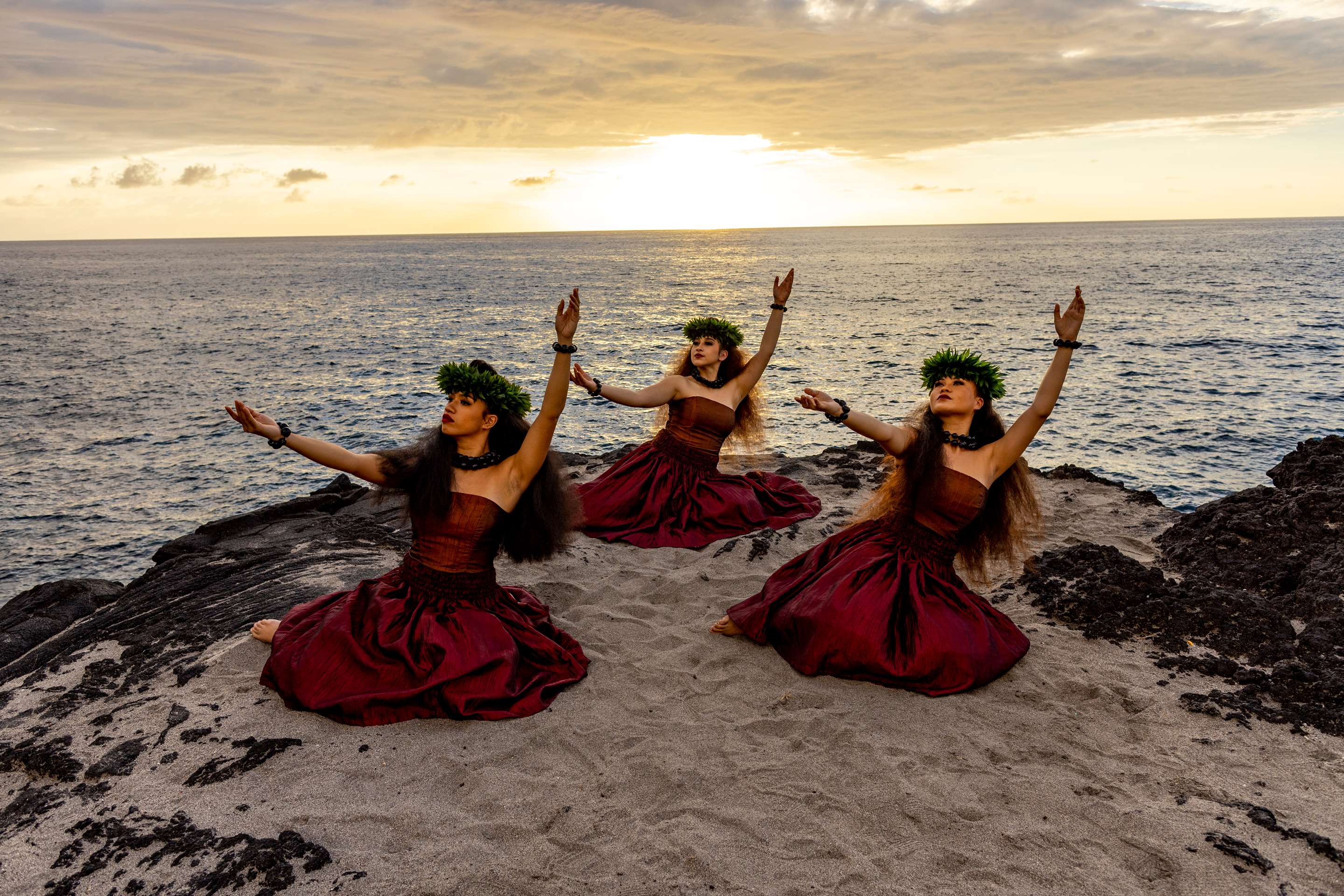Luau Cliffside | OUTRIGGER Kona Resort and Spa