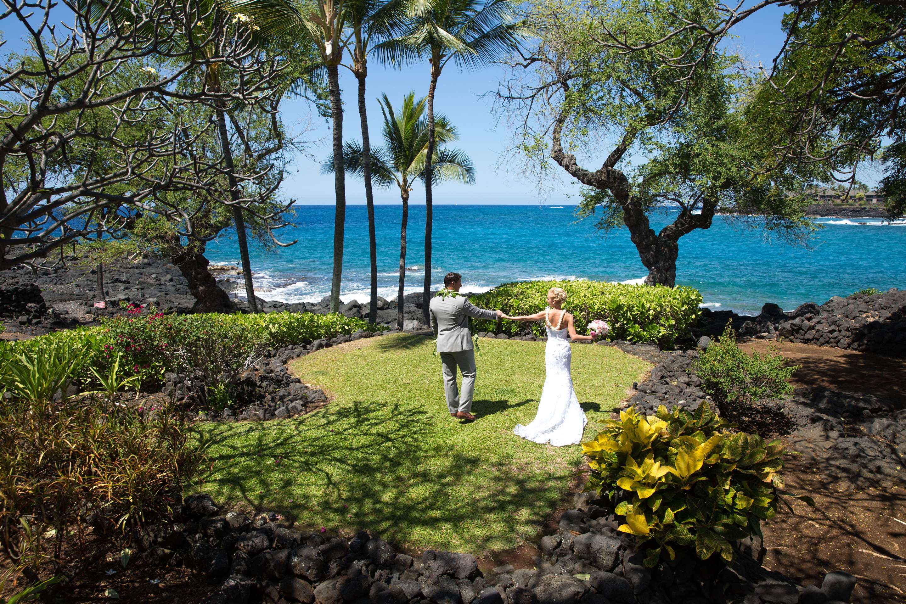 Wedding | OUTRIGGER Kona Resort and Spa