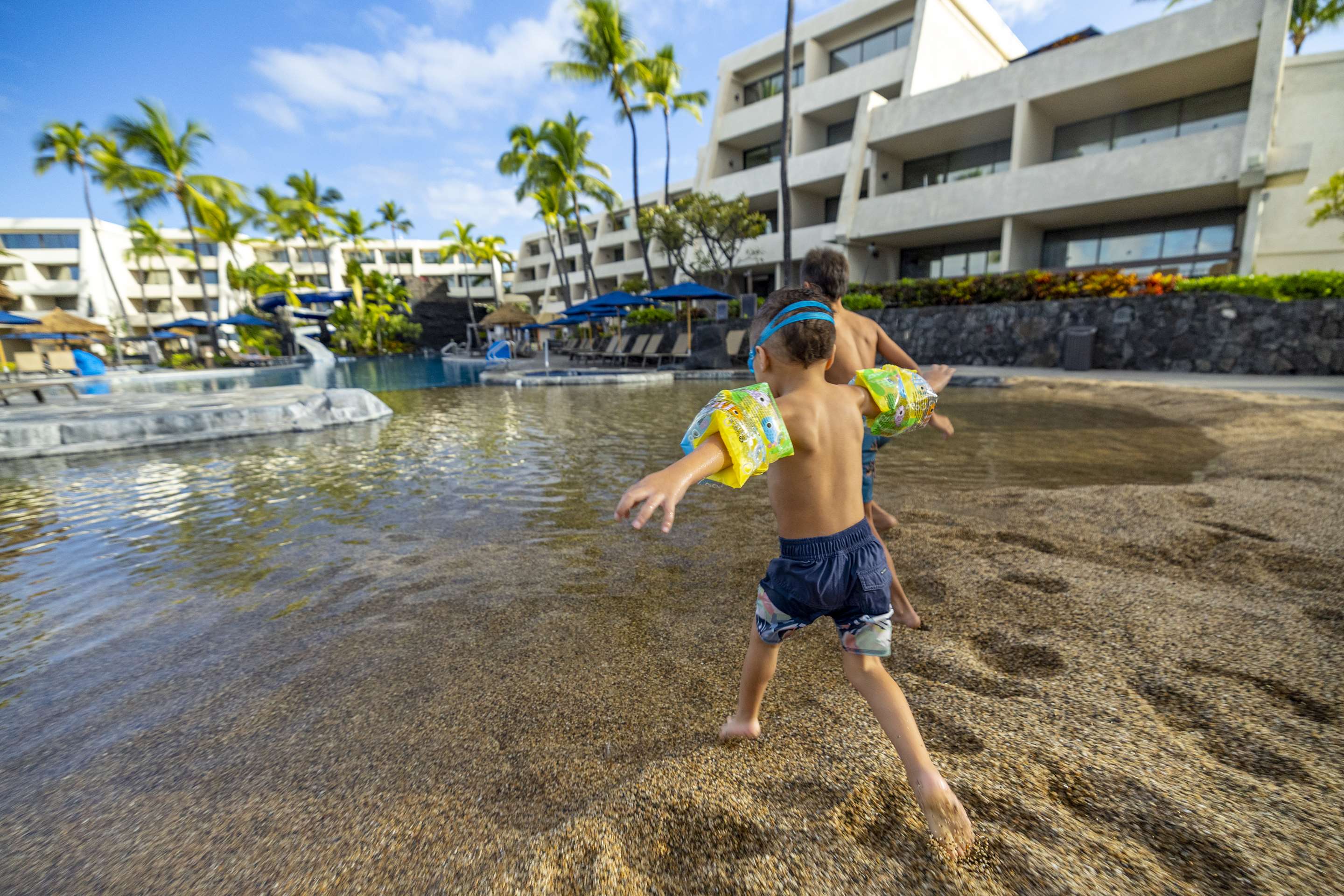 Pool | OUTRIGGER Kona Resort and Spa