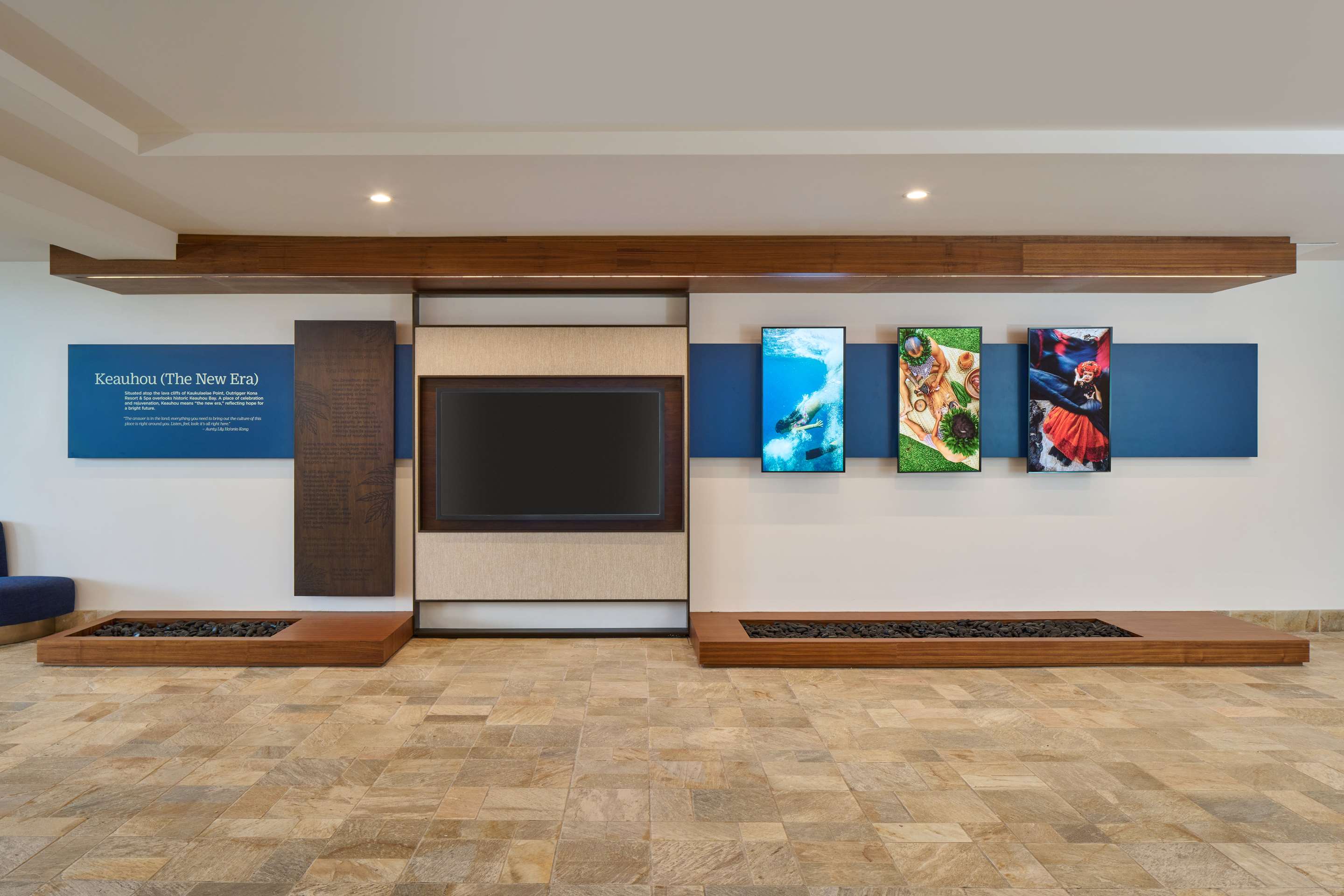 Lobby History of Keauhou Display | OUTRIGGER Kona Resort and Spa