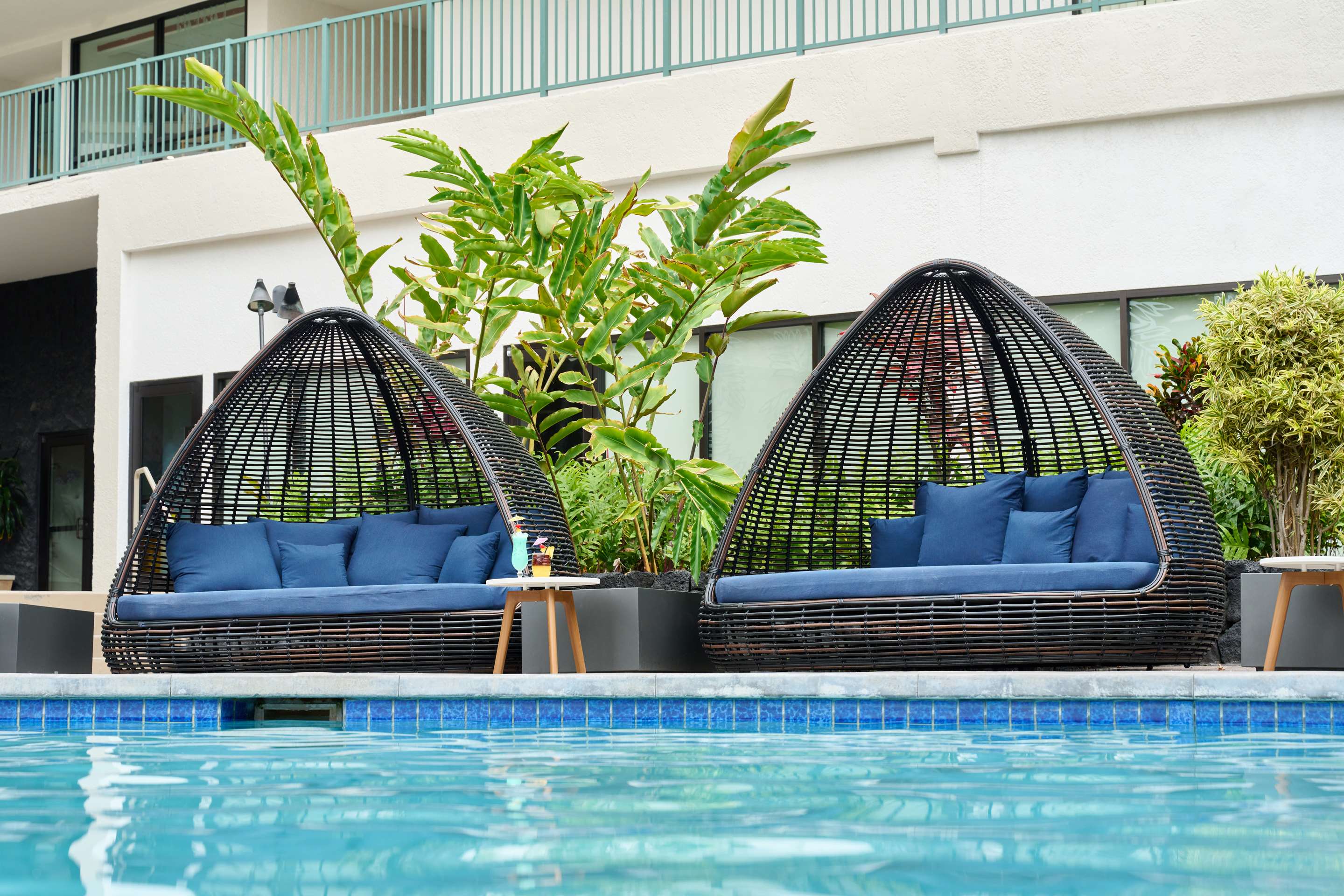 Adult Pool | OUTRIGGER Kona Resort and Spa
