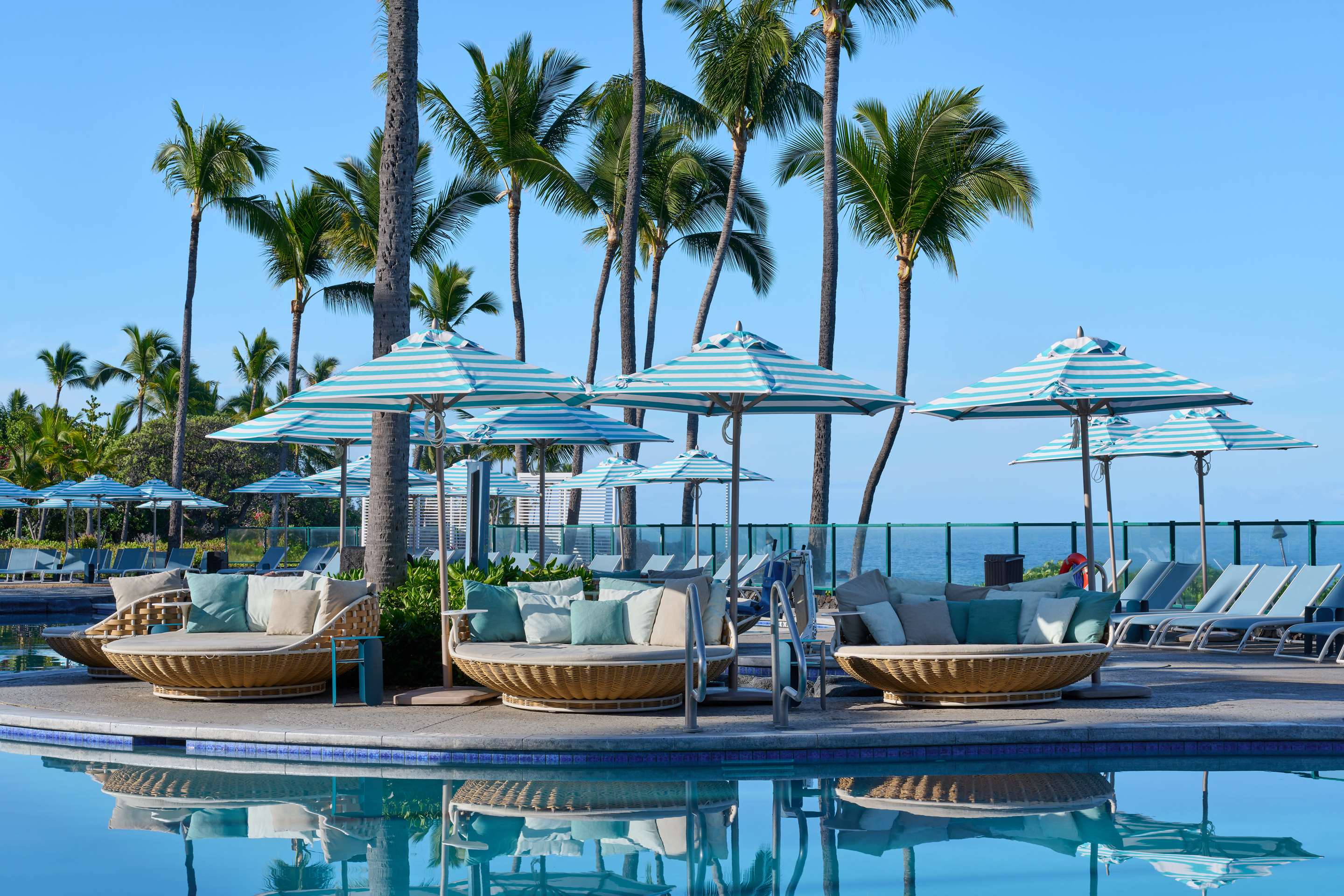 Family Pool | OUTRIGGER Kona Resort and Spa